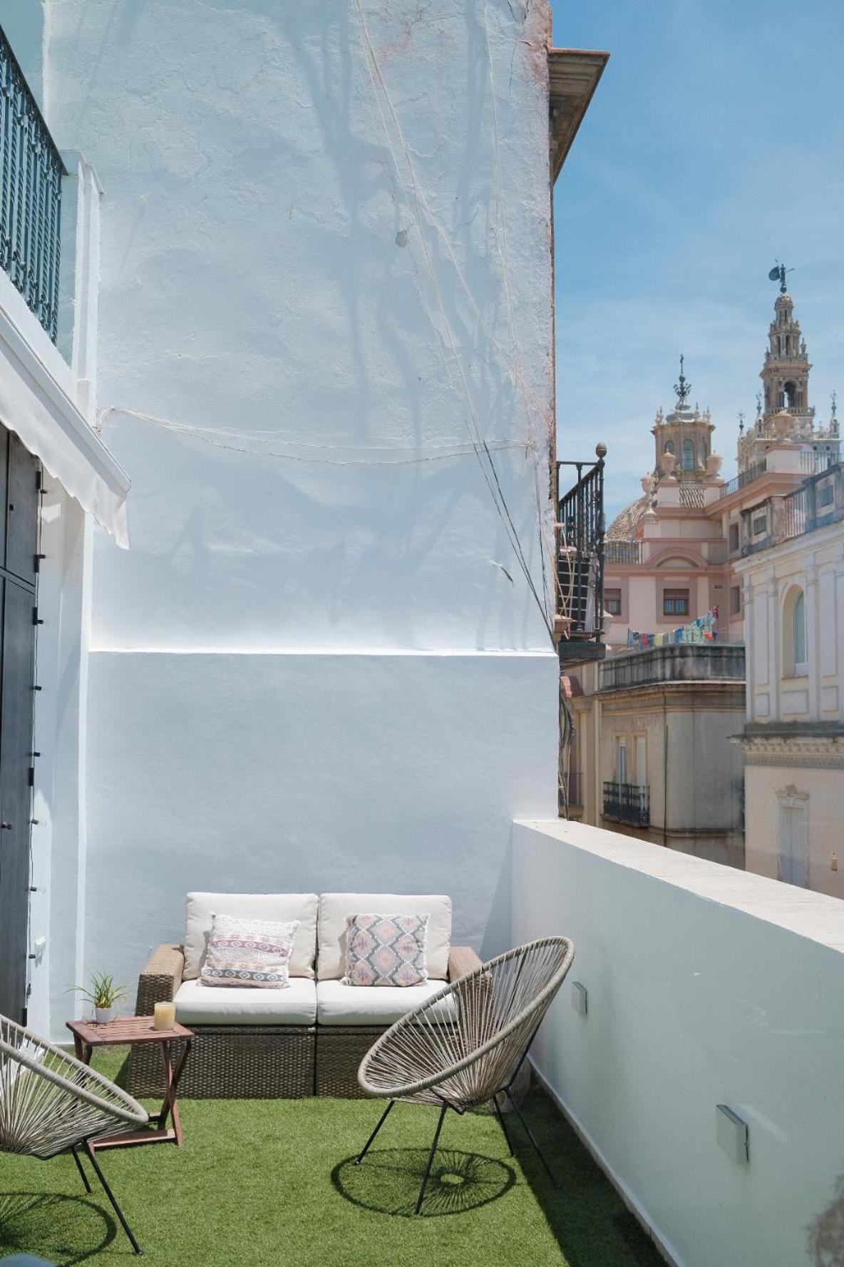 Luminoso Atico Con Terraza Privada Junto A La Catedral Apartment