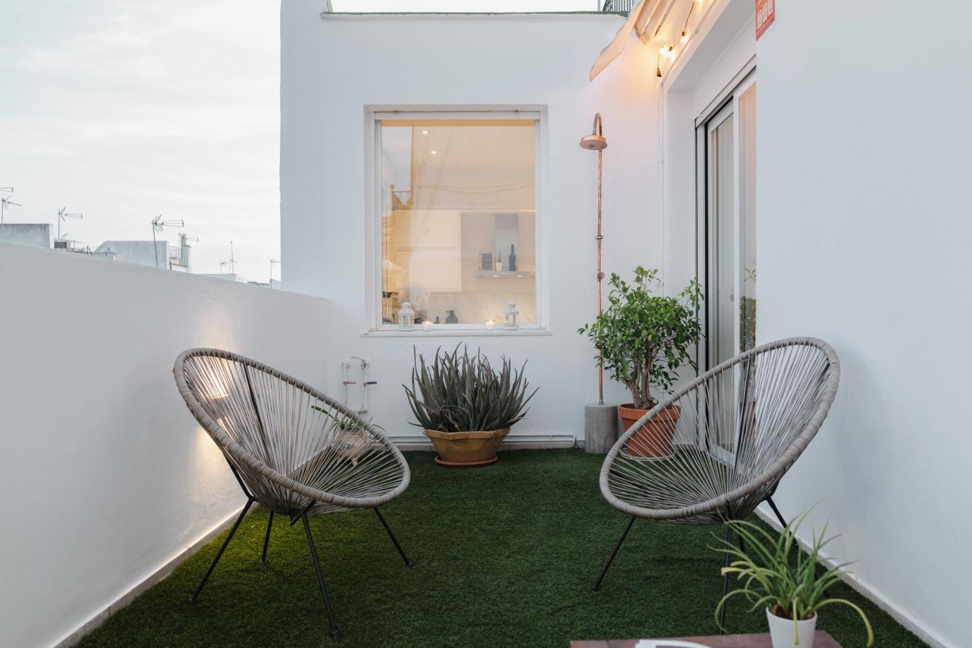 Luminoso Atico Con Terraza Privada Junto A La Catedral Sevilla
